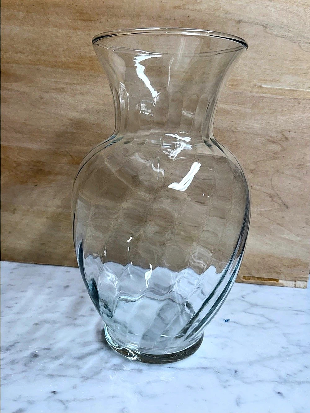 Glass Textured Serveware Vase in Clear